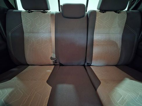 Used 2023 Toyota Tacoma TRD Off-Road image 15