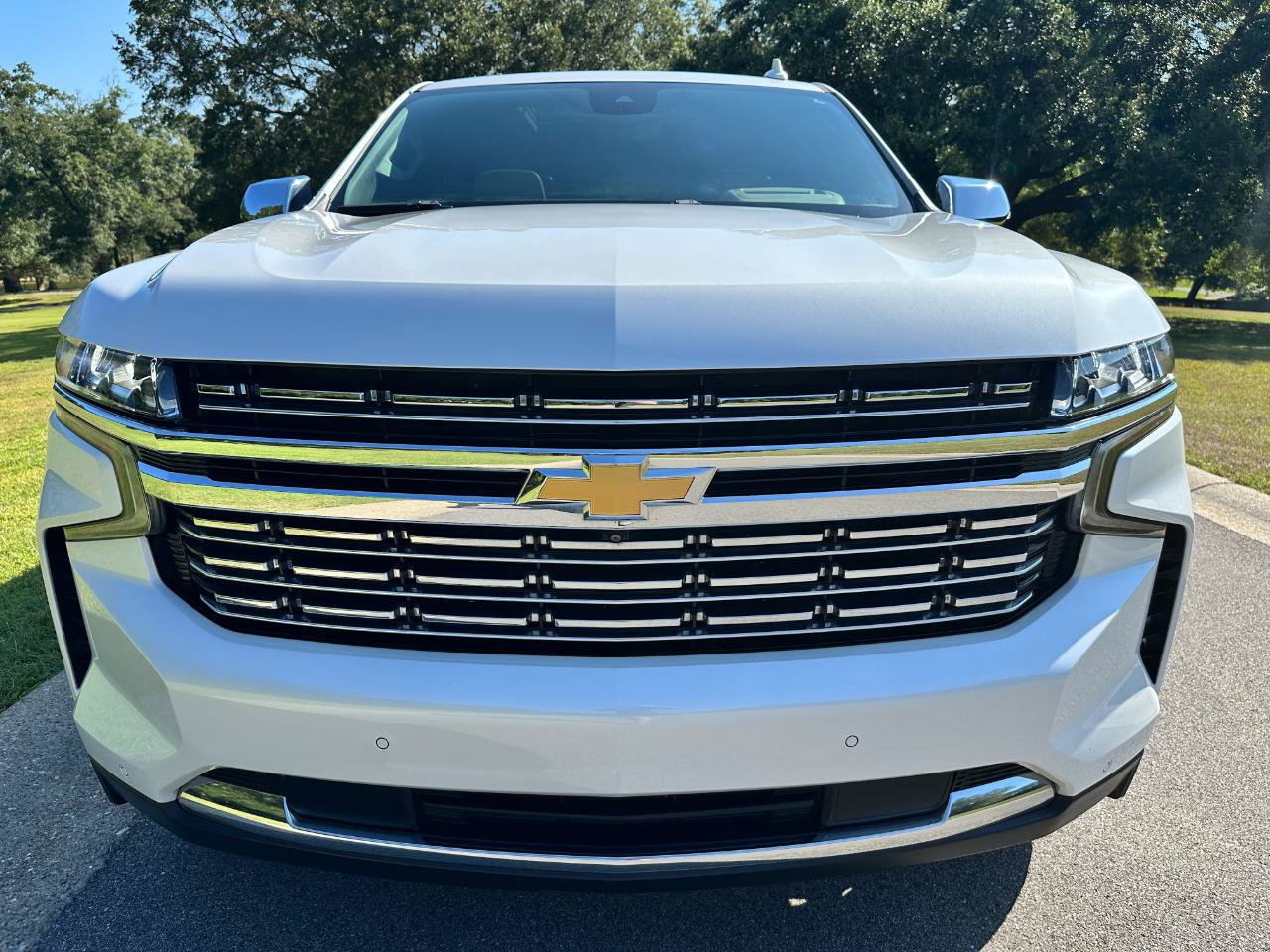Used 2023 Chevrolet Tahoe Premier w/ Premium Package 2 RWD image 2