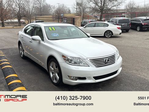 Used 2011 Lexus LS 460 w/ Comfort Pkg image 3