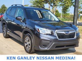 Used 2019 Subaru Forester Premium w/ All-Weather Package image 1
