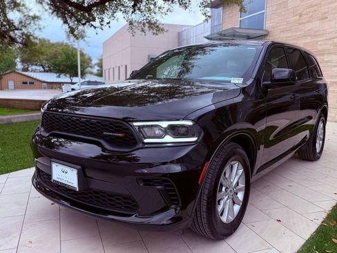 Used 2026 Dodge Durango GT image 2