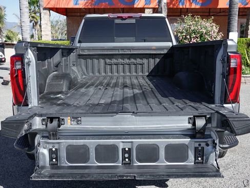 Used 2024 GMC Sierra 3500 Denali w/ Denali Reserve Package AWD/4WD image 9