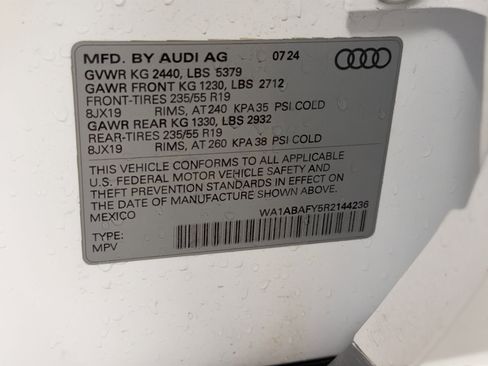 Used 2024 Audi Q5 2.0T Premium w/ Convenience Package AWD/4WD image 27