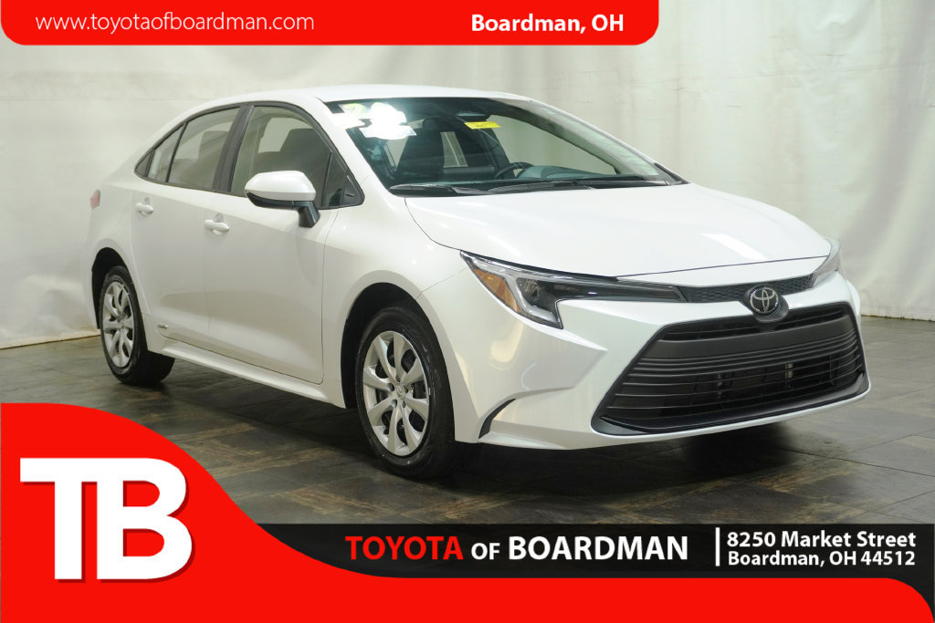 Used 2026 Toyota Corolla LE AWD/4WD image 1