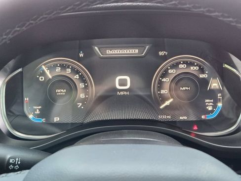 Used 2026 RAM 1500 Laramie AWD/4WD image 18