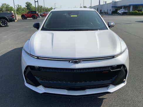 New 2025 Chevrolet Equinox EV RS image 3