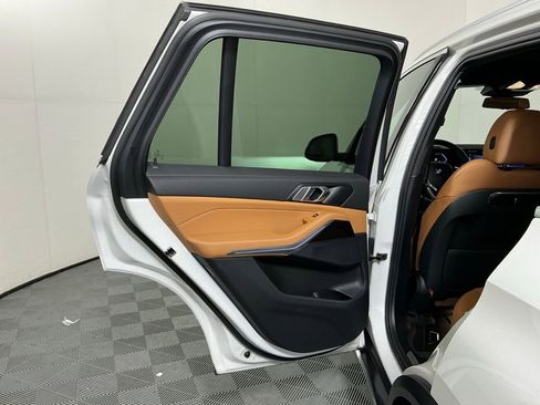 Certified 2024 BMW X5 sDrive40i w/ Parking Assistance Package RWD image 9