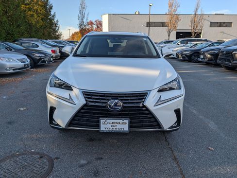 Used 2018 Lexus NX 300h AWD image 9