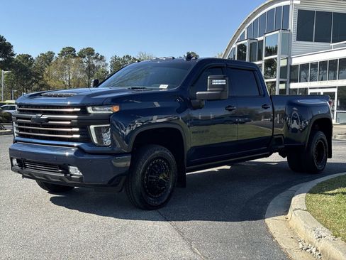Used 2021 Chevrolet Silverado 3500 High Country image 5