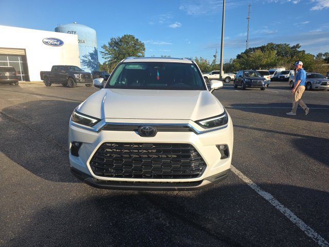 Used 2025 Toyota Grand Highlander AWD Hybrid image 8