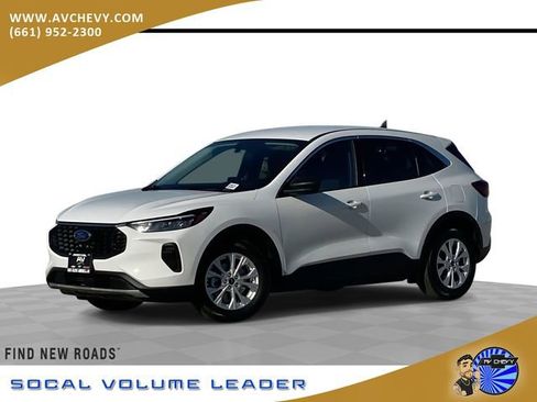 Used 2023 Ford Escape Active FWD image 1