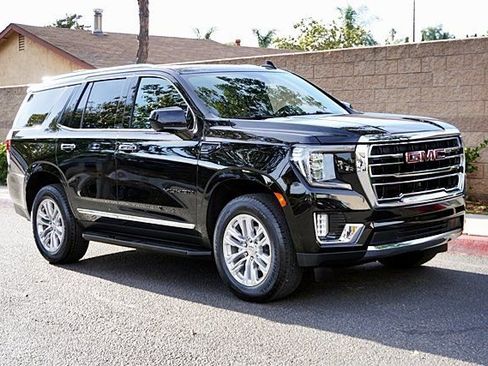 Used 2024 GMC Yukon SLT RWD image 6