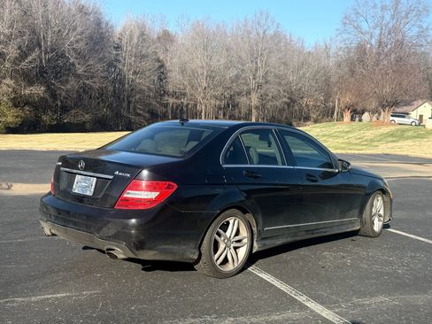 Used 2012 Mercedes-Benz C 300 C 300 4MATIC Luxury Sedan 4D image 5
