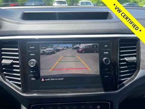 Certified 2022 Volkswagen Atlas Cross Sport SE AWD/4WD image 26