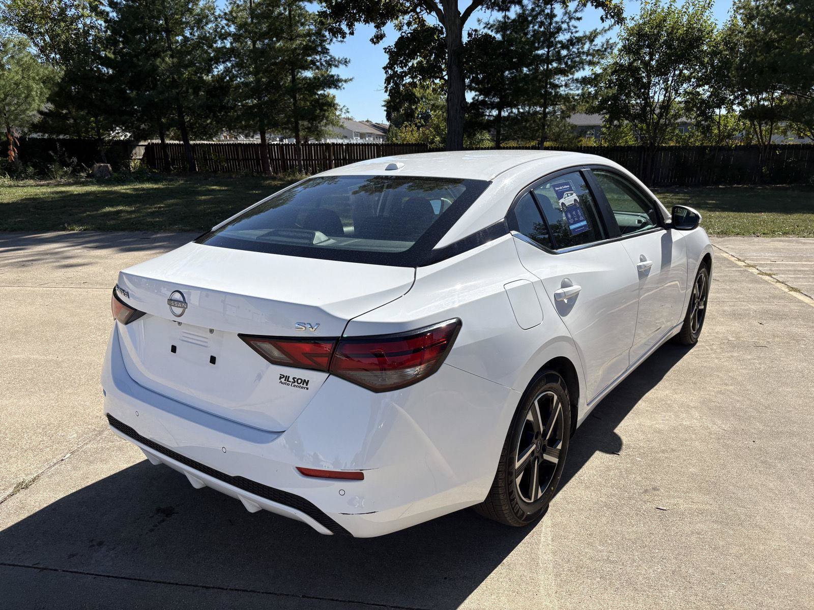 Used 2024 Nissan Sentra SV FWD image 21