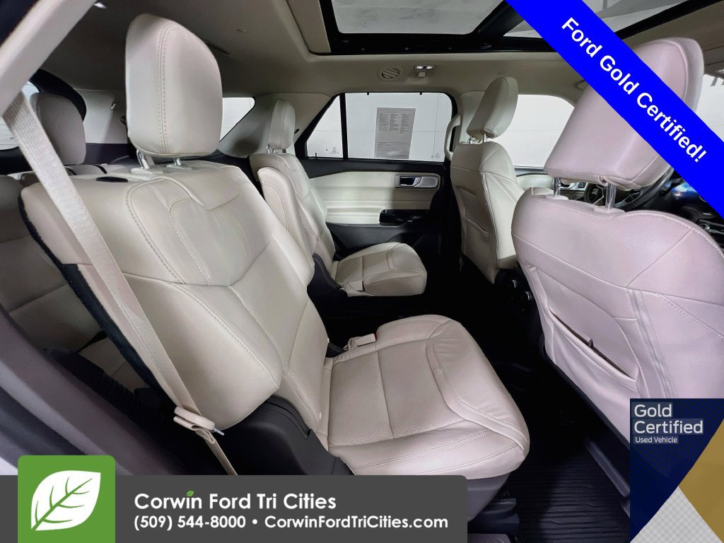 Used 2021 Ford Explorer Platinum w/ Premium Technology Package AWD/4WD image 17