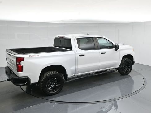 Used 2024 Chevrolet Silverado 1500 LT Trail Boss w/ LT Trail Boss Premium Package image 44