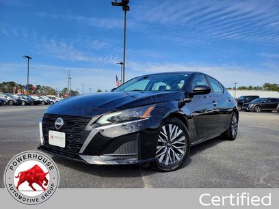 Used 2024 Nissan Altima 2.5 SV