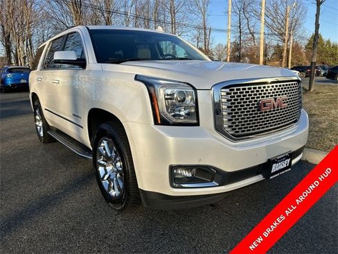 Used 2017 GMC Yukon Denali w/ Open Road Package image 2