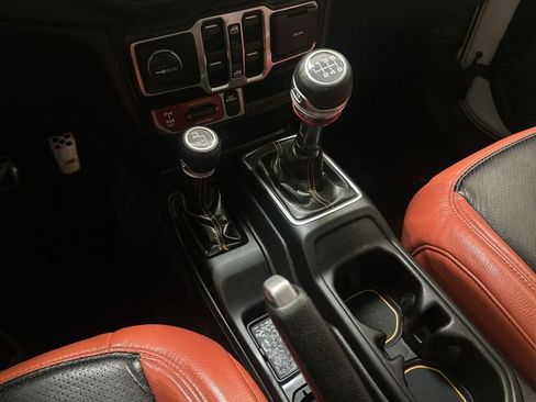 Used 2022 Jeep Gladiator Mojave w/ Trailer Tow Package image 22