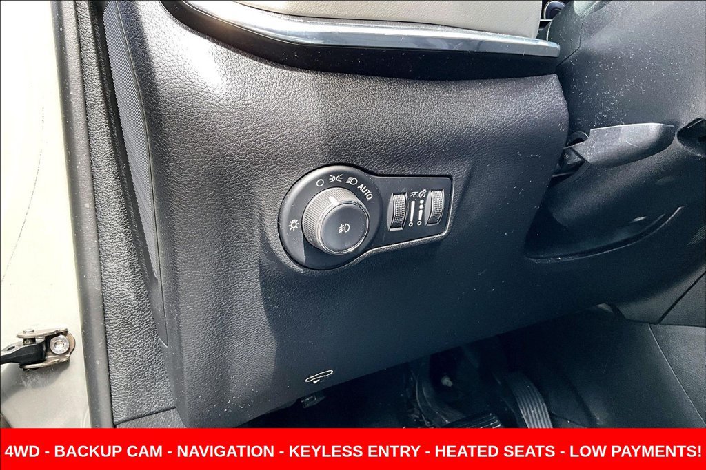 Used 2022 Jeep Compass Limited w/ Elite Group AWD/4WD image 12