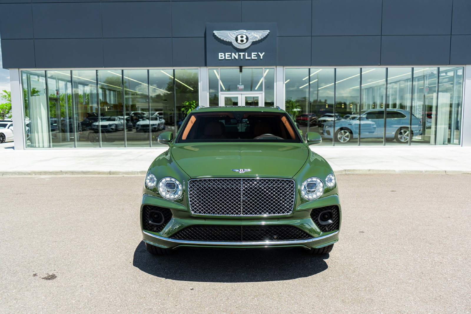 Certified 2022 Bentley Bentayga AWD/4WD image 20