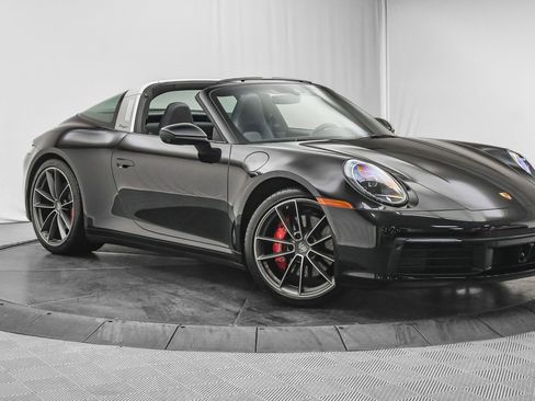 Used 2022 Porsche 911 Targa 4S image 1