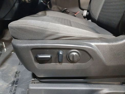 Used 2023 GMC Sierra 2500 SLE w/ SLE Convenience Package image 14