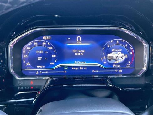 Used 2025 Chevrolet Silverado 3500 High Country w/ Technology Package image 26