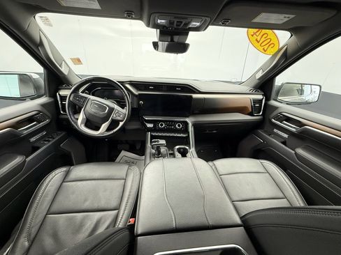 Used 2024 GMC Sierra 1500 Denali image 3