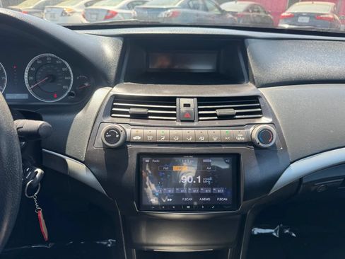 Used 2009 Honda Accord EX image 31