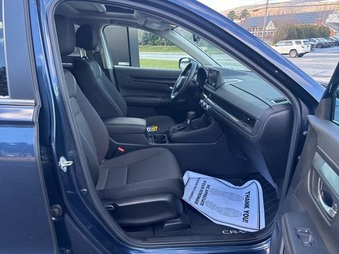 Used 2023 Honda CR-V EX image 13
