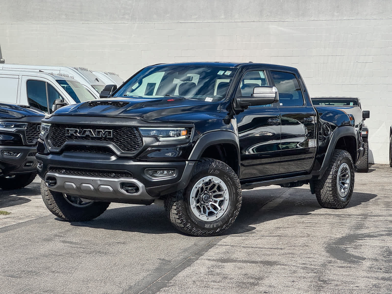 Used 2022 RAM 1500 TRX w/ TRX Level 2 Equipment Group AWD/4WD image 1