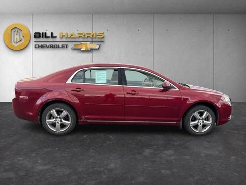 Used 2011 Chevrolet Malibu LT FWD image 4