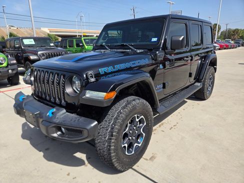 Used 2022 Jeep Wrangler Unlimited Rubicon 4xe w/ Cold Weather Group AWD/4WD image 7