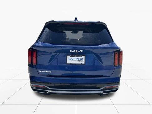 Used 2023 Kia Sorento SX image 7