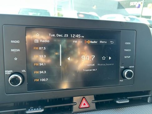 Used 2025 Kia Sportage LX image 29