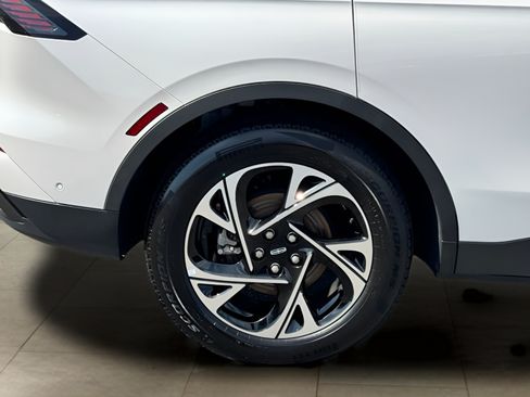Used 2024 Lincoln Nautilus Premier w/ Jet Appearance Package AWD/4WD image 43