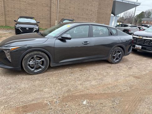 Used 2025 Kia K4 LXS image 4