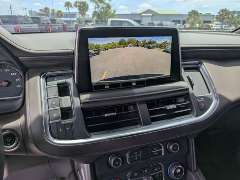 Used 2021 Chevrolet Tahoe Z71 image 27