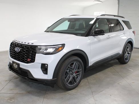 New 2026 Ford Explorer ST AWD/4WD image 3