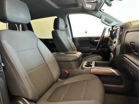 Used 2021 Chevrolet Silverado 1500 RST image 25