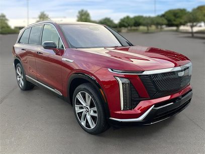 New 2026 Cadillac Vistiq Luxury w/ LPO, Floor Liner Package