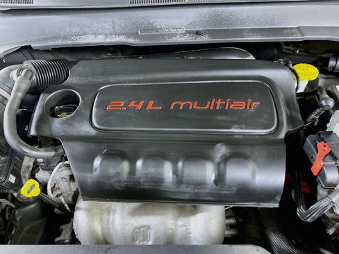 Used 2022 Jeep Compass Limited w/ Sun and Sound Group AWD/4WD image 28