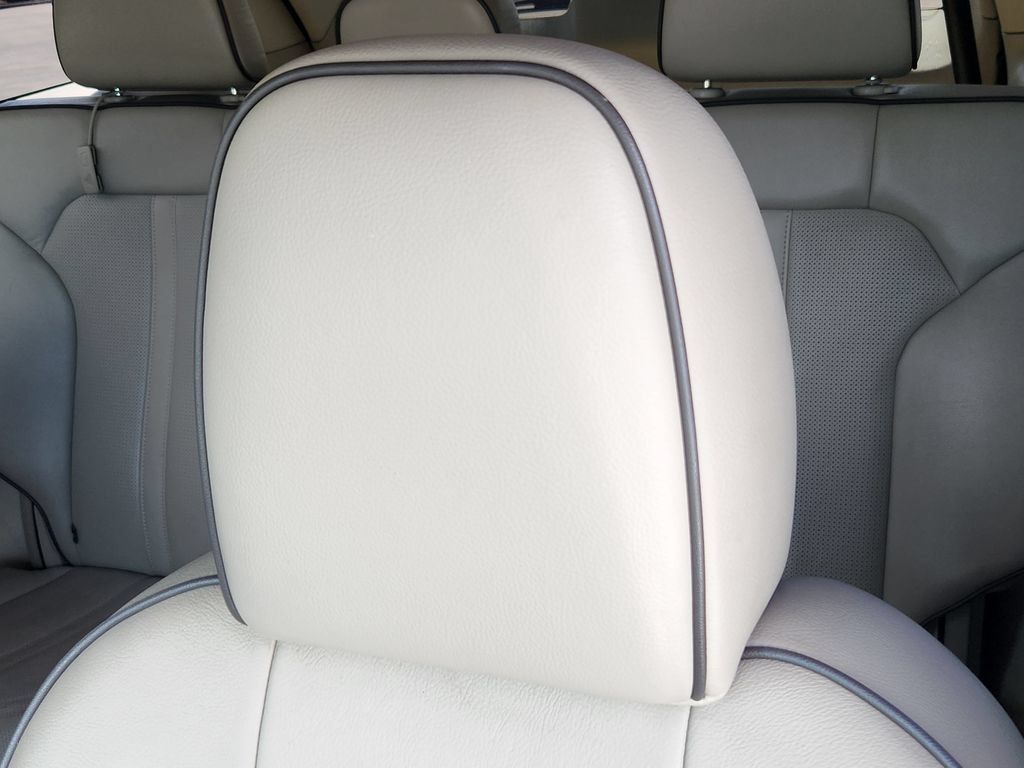 Used 2011 Lincoln MKX 2WD w/ 101A Rapid Spec Order Code image 6