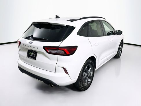 Used 2023 Ford Escape ST-Line FWD image 9