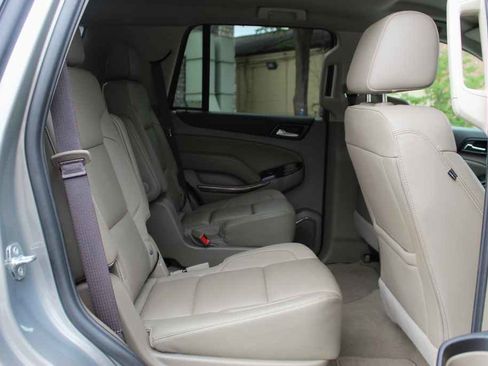 Used 2019 GMC Yukon SLT RWD image 28