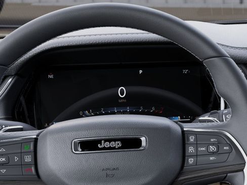 New 2026 Jeep Grand Cherokee Limited image 17