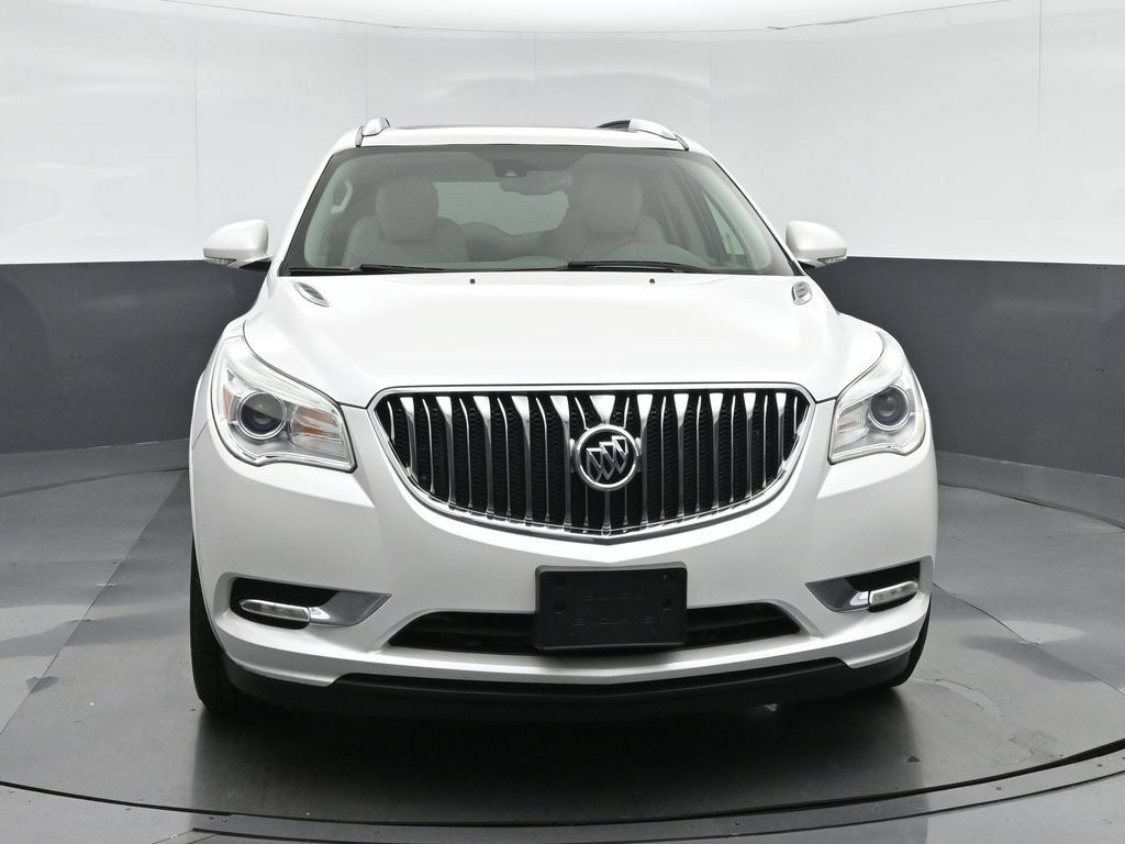 Used 2017 Buick Enclave Leather AWD/4WD image 2