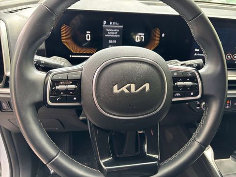 Used 2024 Kia Sorento S AWD/4WD image 30